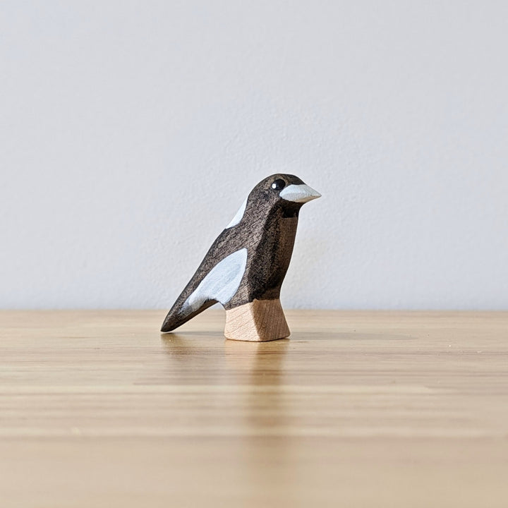 NH_BIP_10009 NOM Handcrafted - Magpie