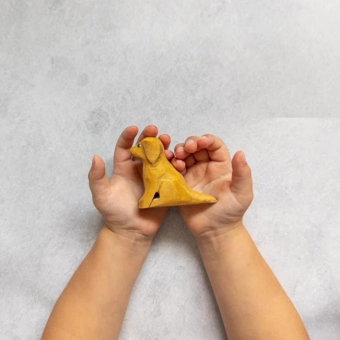 NH_DOP_40010 NOM Handcrafted - Puppy Sitting