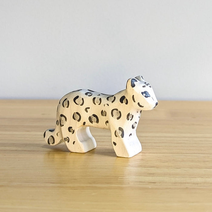 NH_BCP_30004 NOM Handcrafted - Snow Leopard - Small