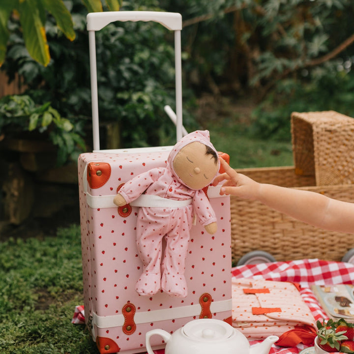 OEKDOZDOZ-ST-O Olli Ella Dozy Dinkums Pip Strawberry