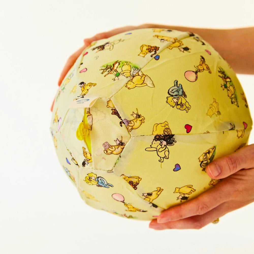 Sarah's Silks Balloon Ball - Winnie-the-Pooh, Australia