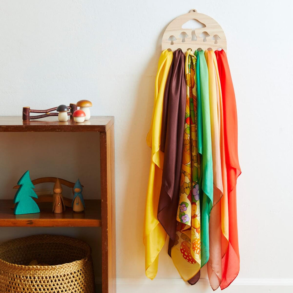 SS-23004 Sarah's Silks Playsilk Display - Mushroom