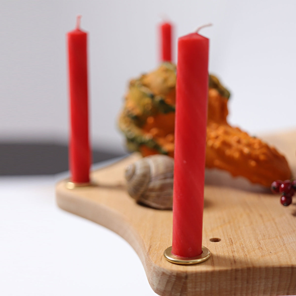 GR-08900 Grimm's Seasonal Festivity Stand