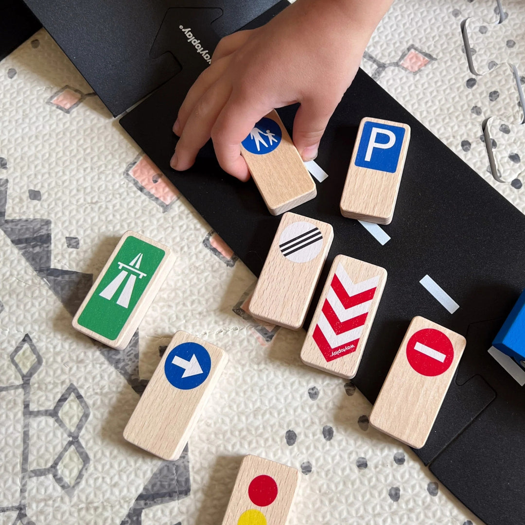 Waytoplay Roadblocks - Traffic Signs Set of 8 - Online, Australia