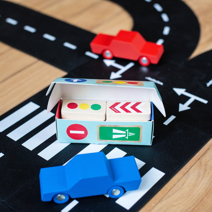 Waytoplay Roadblocks - Traffic Signs Set of 8 - Online, Australia