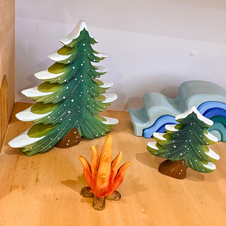 BumbuToys Wooden Snowy Fir Trees and Predan Campfire Small World Play Toys, Australia 