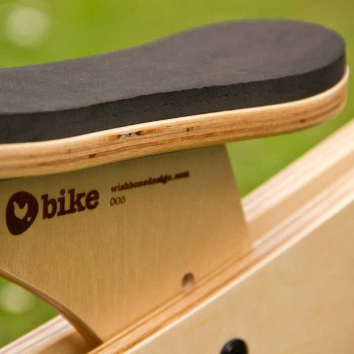 Wishbone Bike Original 2in1 Natural Seat Details Close up