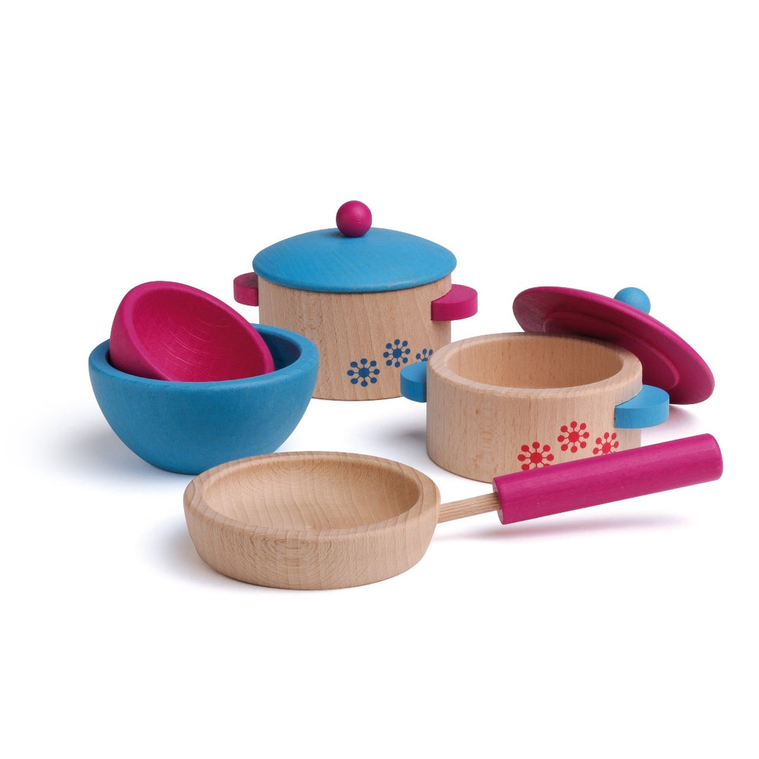 10669 Erzi Cookery Set