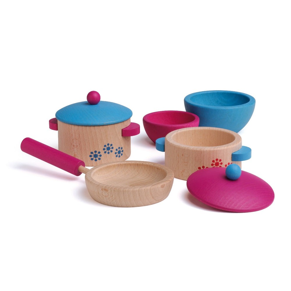 10669 Erzi Cookery Set