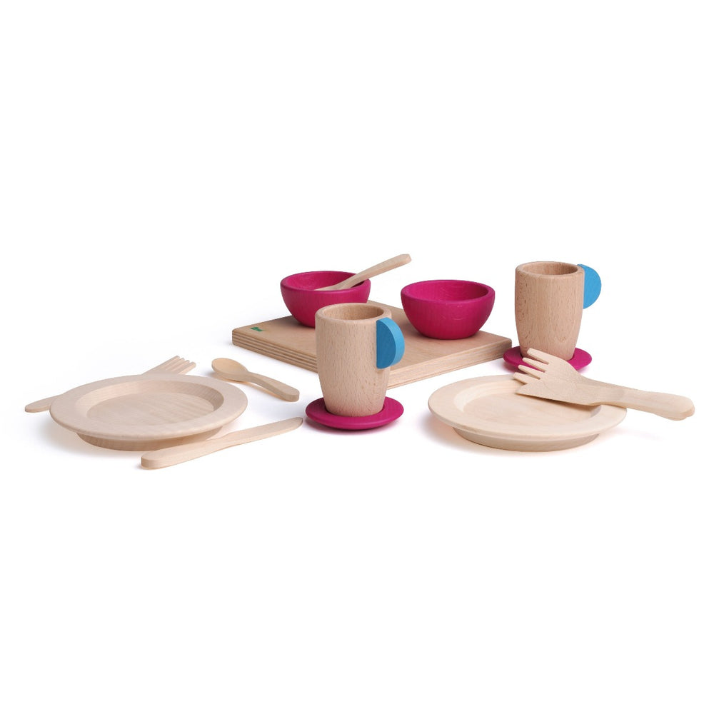 10679 Erzi Crockery Set