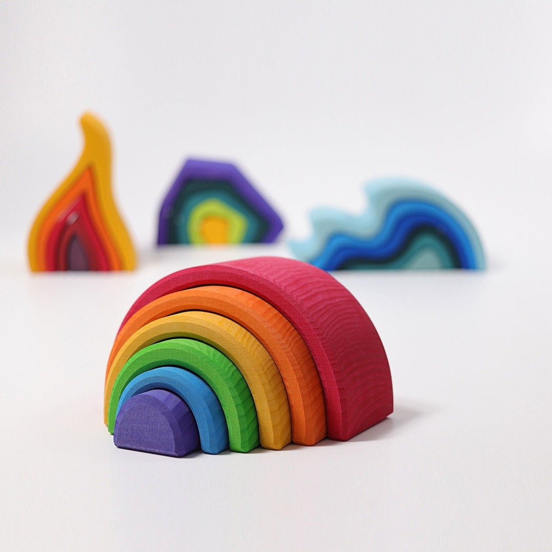 10700 Grimms Medium Rainbow 6 pieces