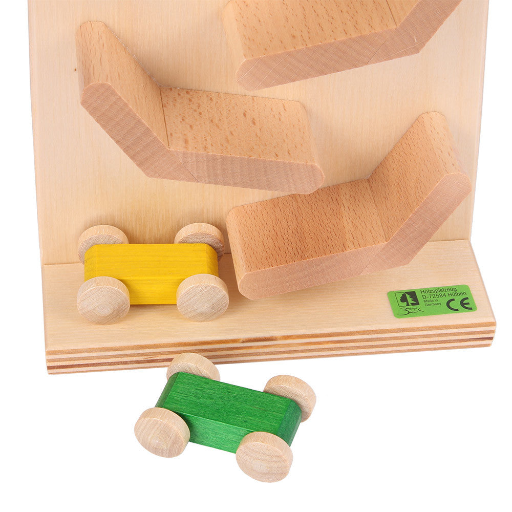 20003 Beck Cascade Tower Natural with Cars