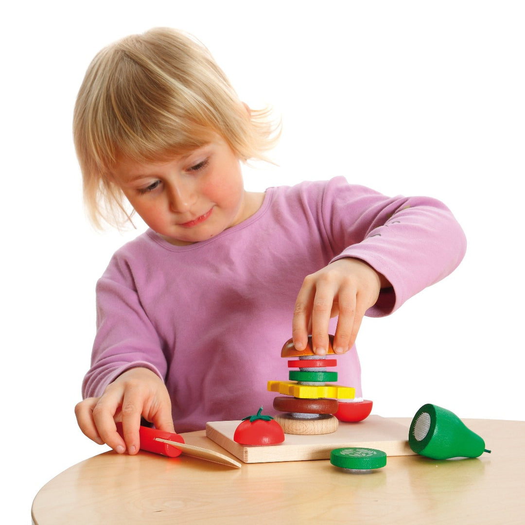 28203 Erzi Cheeseburger Cutting Set