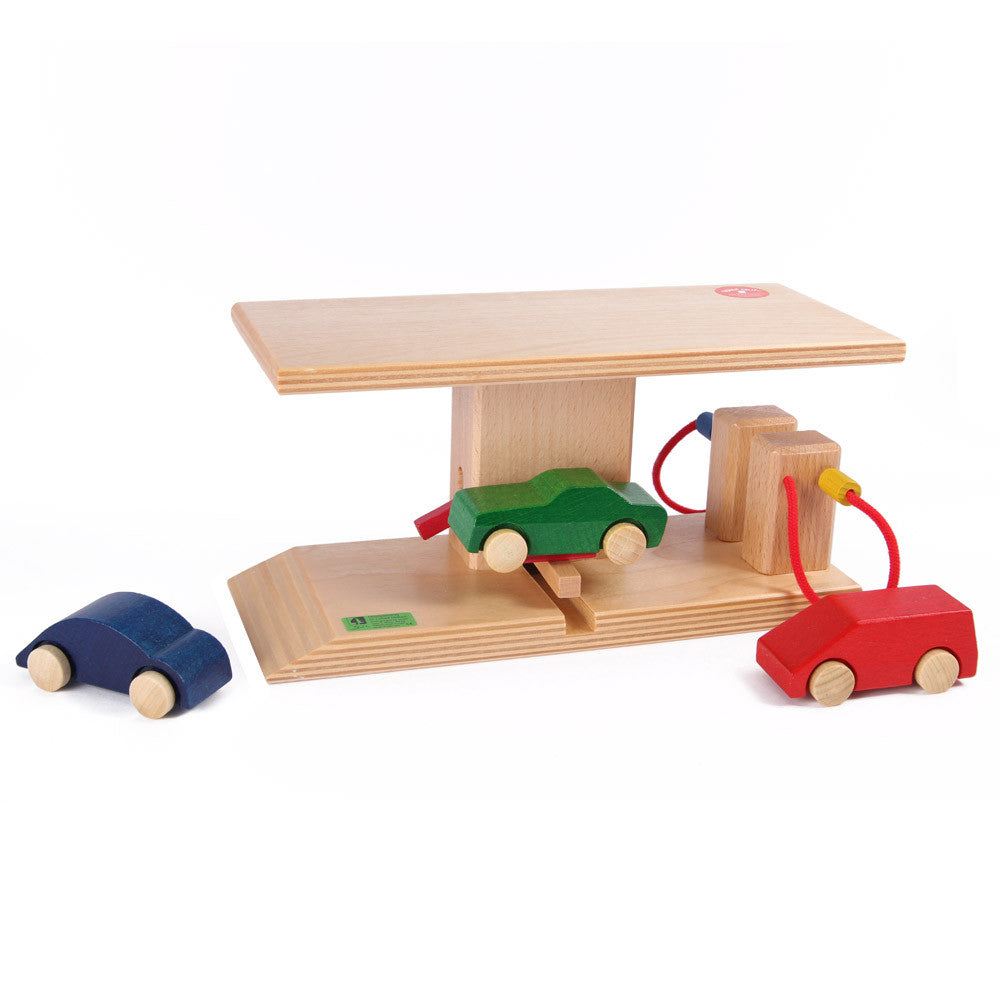 30004 Beck Petrol Station