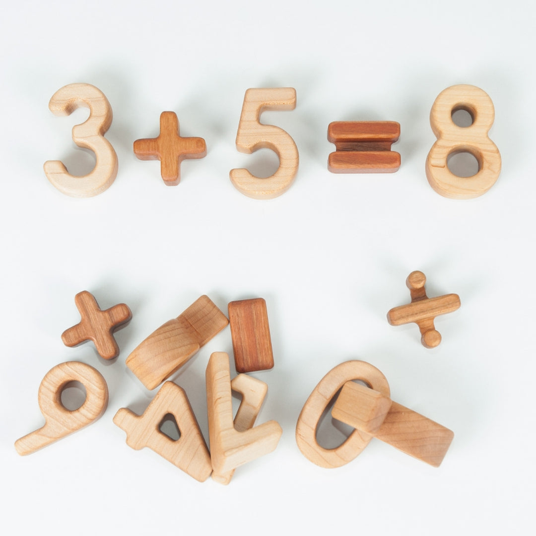 TFJ-4104 0-9 Maple Number Blocks Treasures From Jennifer