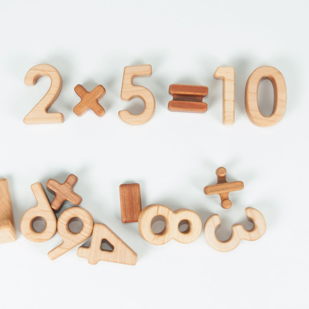 TFJ-4104 0-9 Maple Number Blocks Treasures From Jennifer