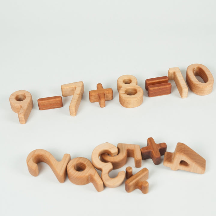 TFJ-4104 0-9 Maple Number Blocks Treasures From Jennifer