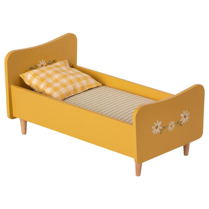 Maileg Mini Wooden Bed Yellow 01