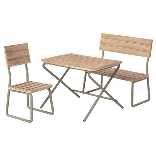 Maileg mini garden table set