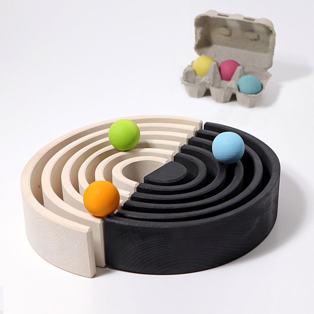 93050 Grimms Large Monochrome Tunnel 12 pieces