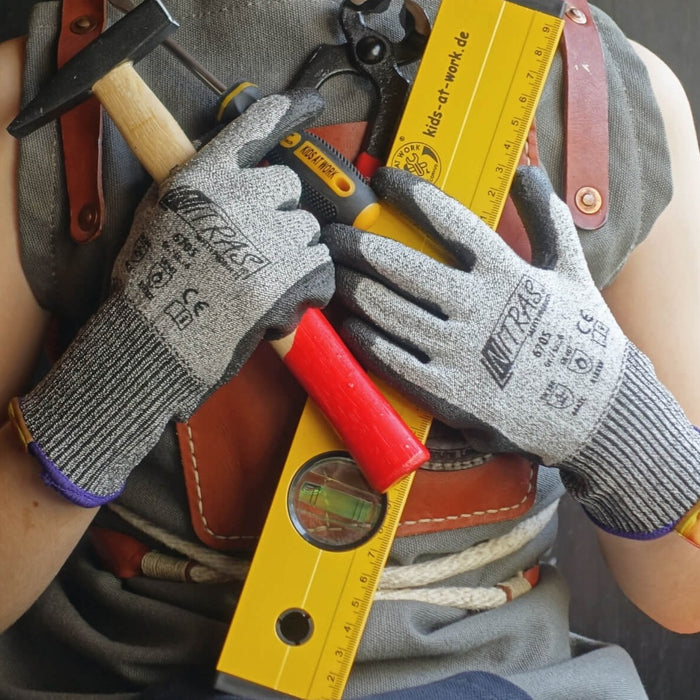 atwork handschuhe Gloves Cut Resistant Corvus Kids at work real tools for kids Australia — Oskar's Wooden Ark
