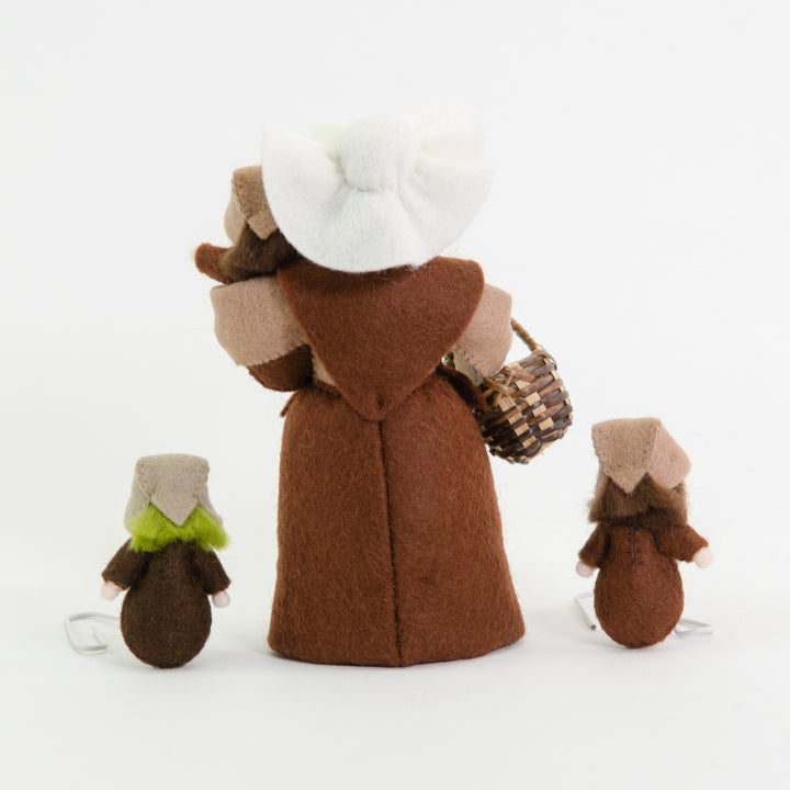 Ambrosius Mother Earth Doll with Seedling Babies