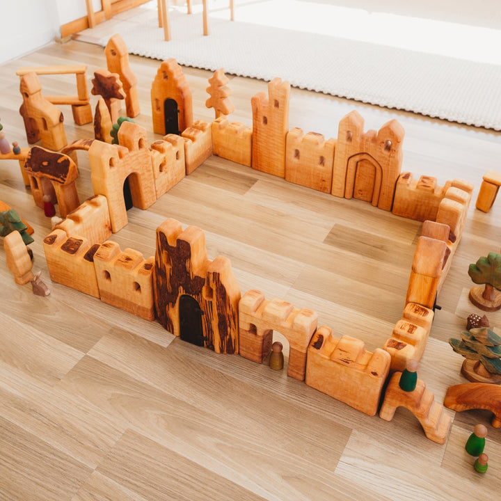 BK-7709 Bikeho Castle 18 Pieces