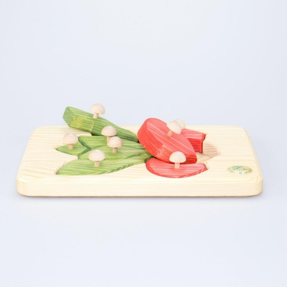 74001207 Drei Blatter Wooden Peg Puzzle - Raddish