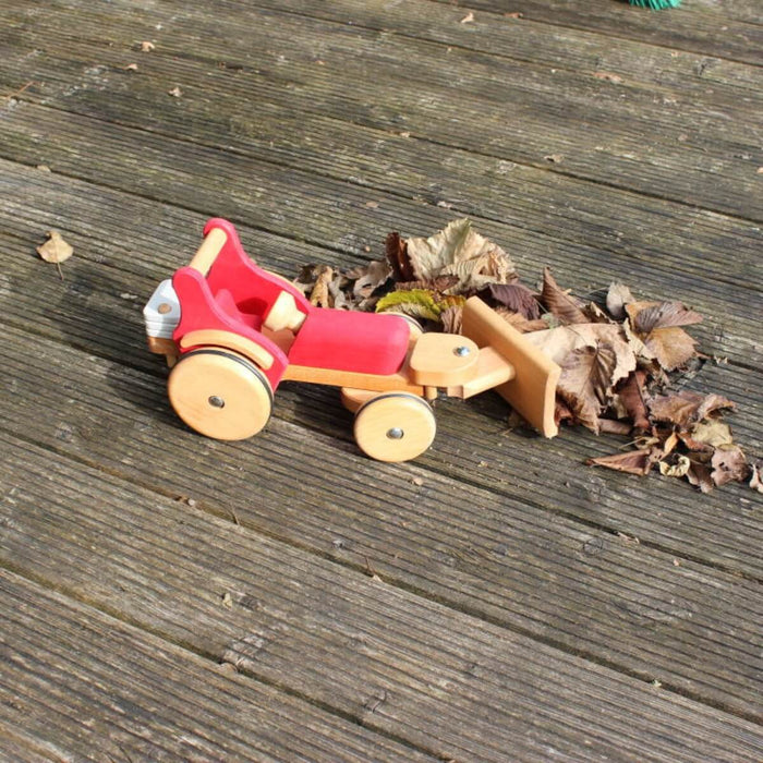 DY-180428 Dynamiko Wooden Tractor Ferdinand Red