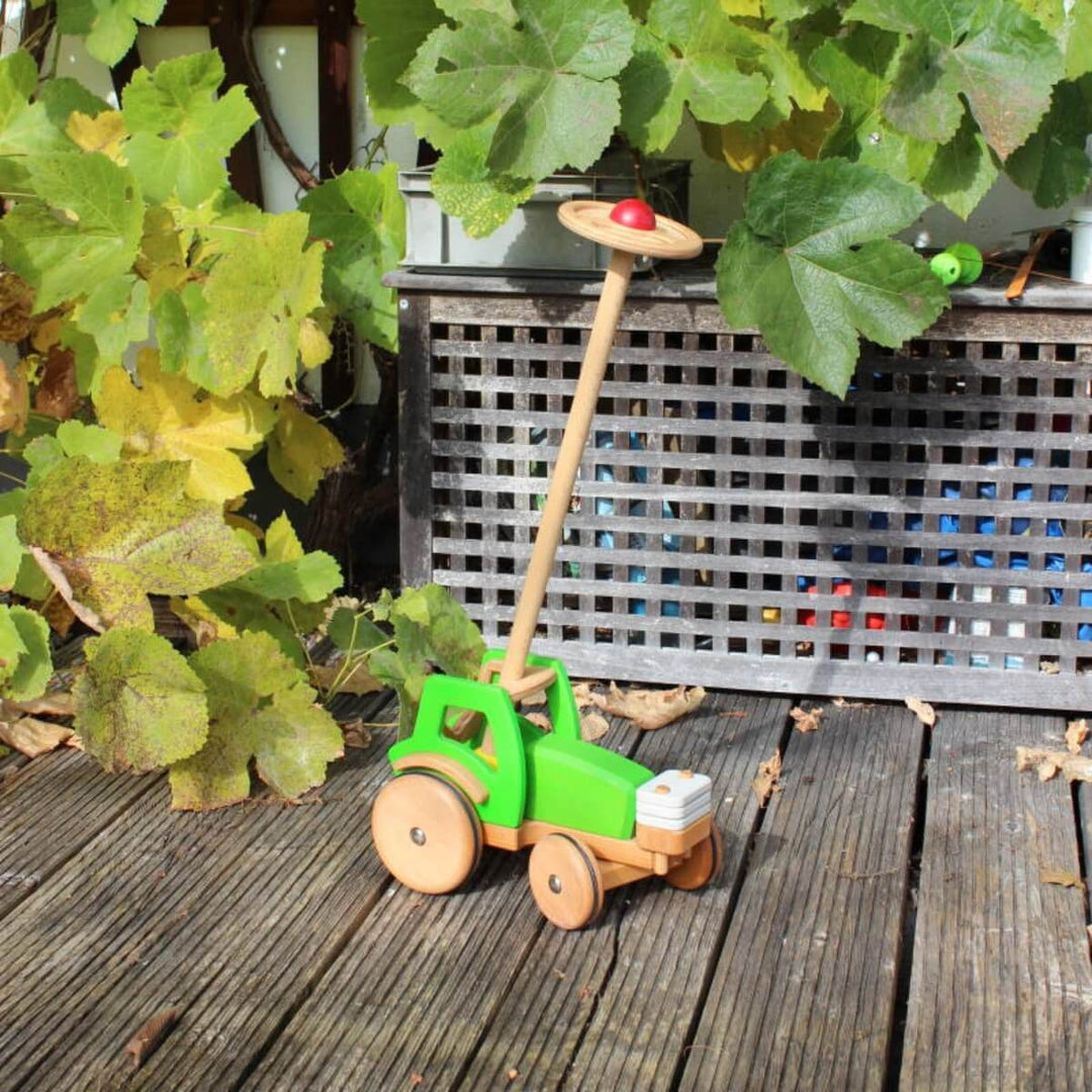 DY-180442 Dynamiko Wooden Tractor MIO with handlebar