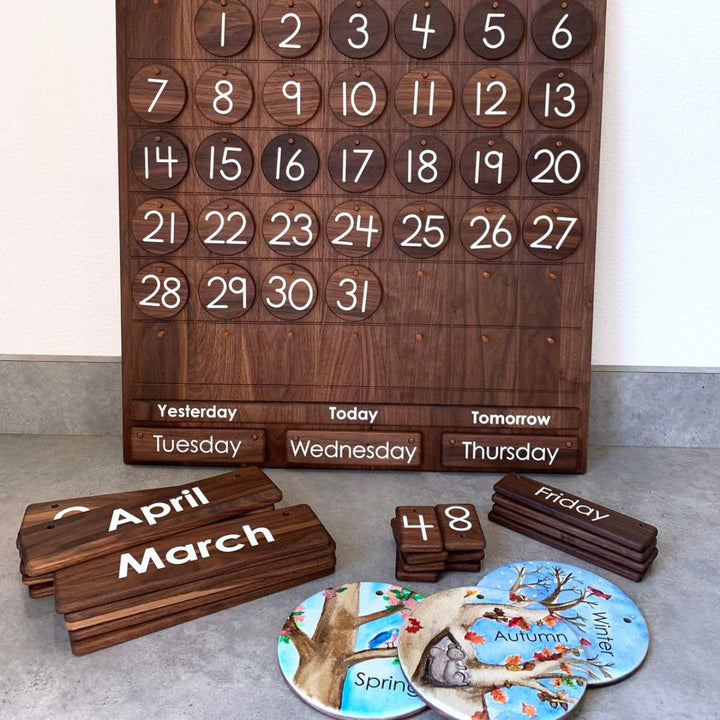 TFJ-5152 From Jennifer School Calendar Walnut