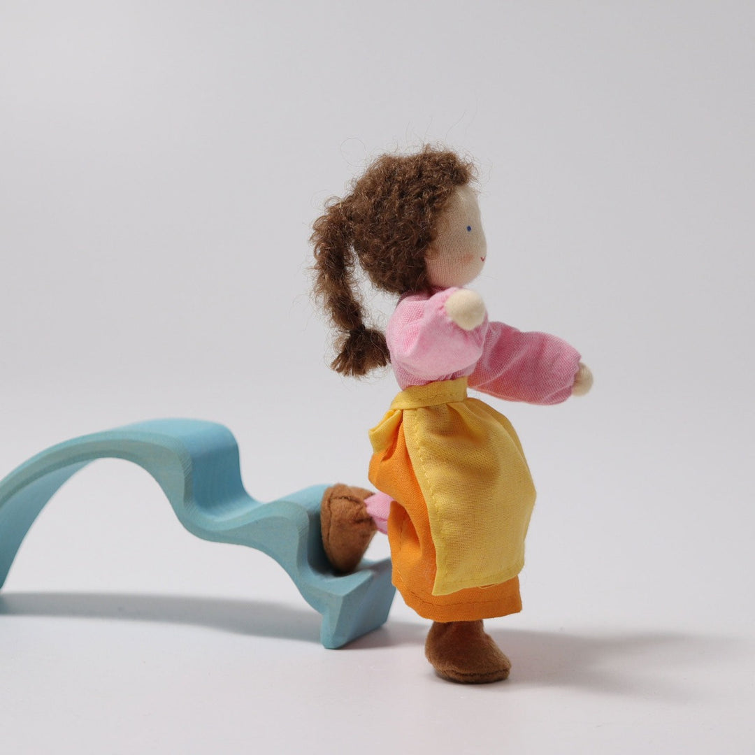 GR-20050 Grimm's Doll Mrs Alder
