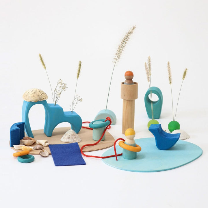 GR-07601 Grimm's Small World Play - By The Water (2023)