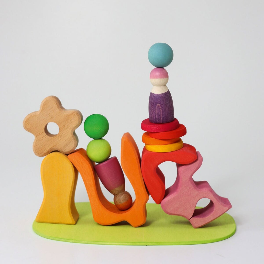 GR-07602 Grimm's Small World Play - Down By The Meadow (2023)