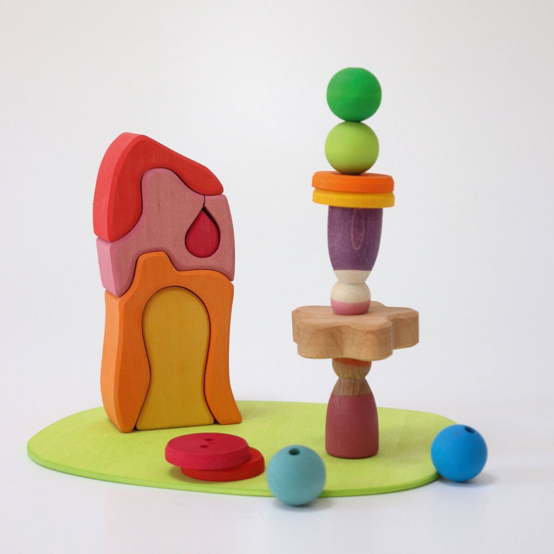 GR-07602 Grimm's Small World Play - Down By The Meadow (2023)