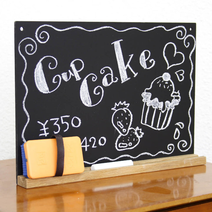 KT-SB-BK-3 Kitpas Chalkboard Large A4