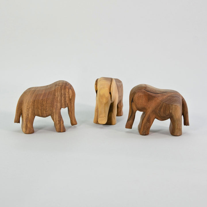 P093 Predan Elephant Small Drinking