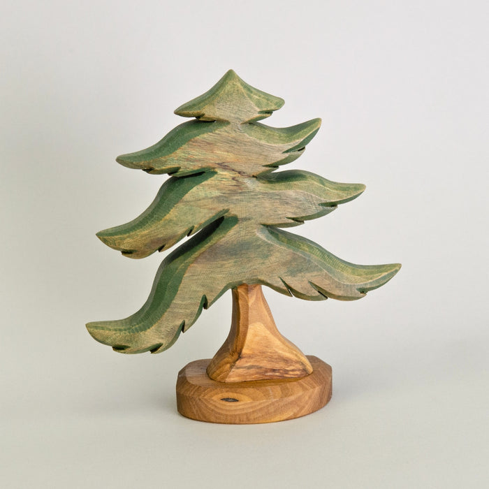 P067 Predan Pine Tree Medium