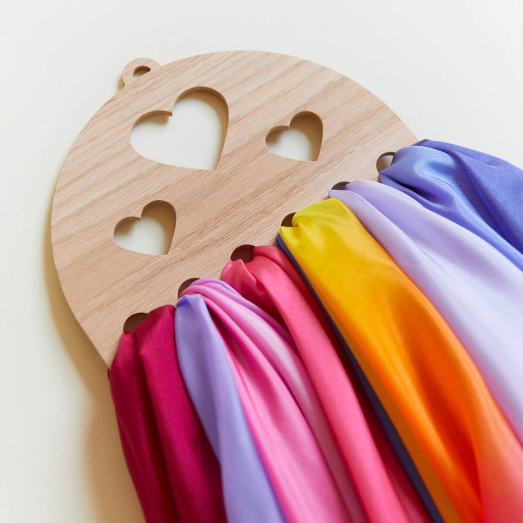 SS-23003 Sarah's Silks Playsilk Display - Heart