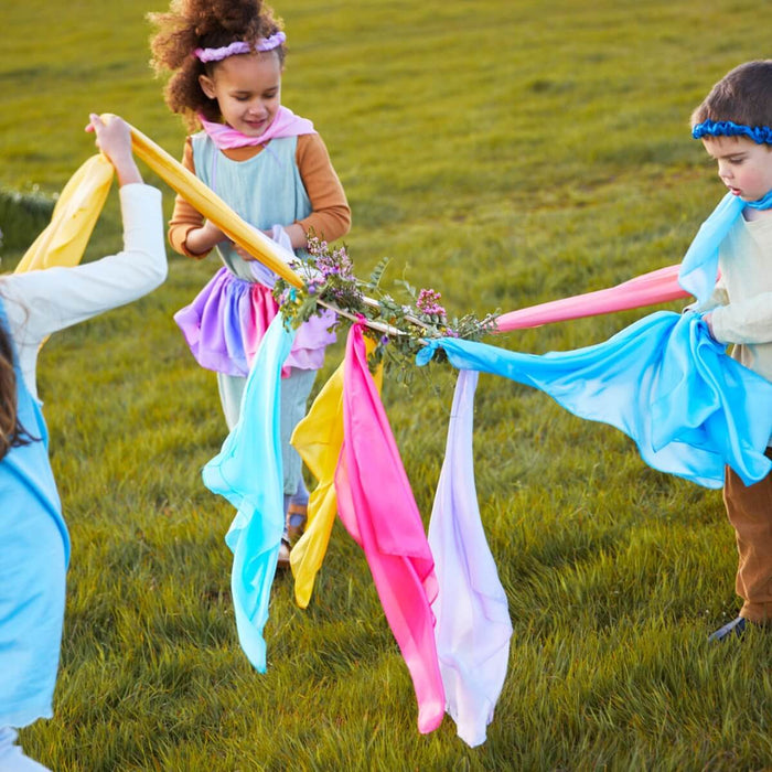 SS-23005 Sarah's Silks May Day  Playsilk Ring