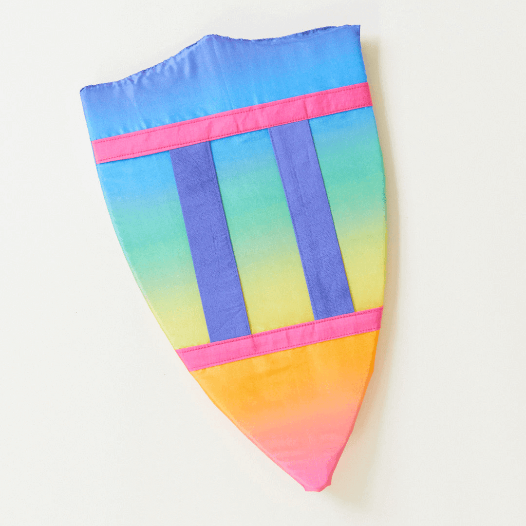 SS-230003 Sarah's Silks Rainbow Shield